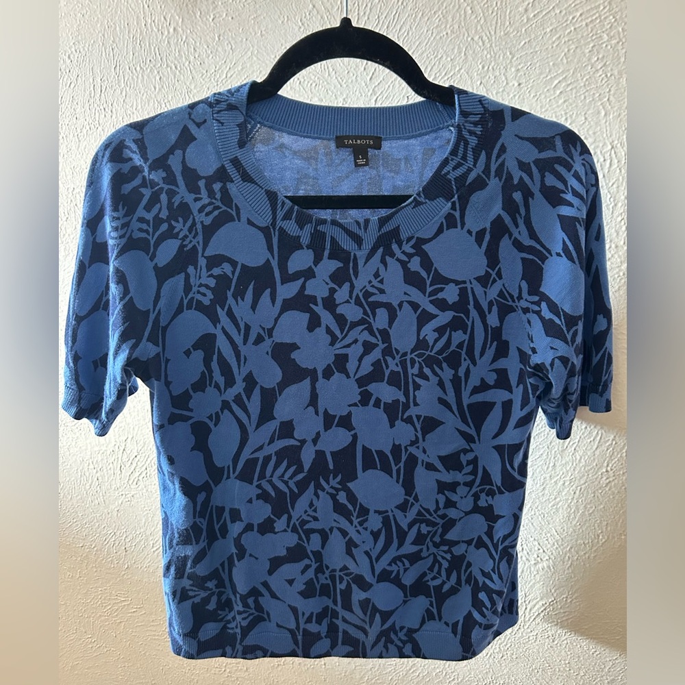 Talbots Blue Floral Sweat Shirt